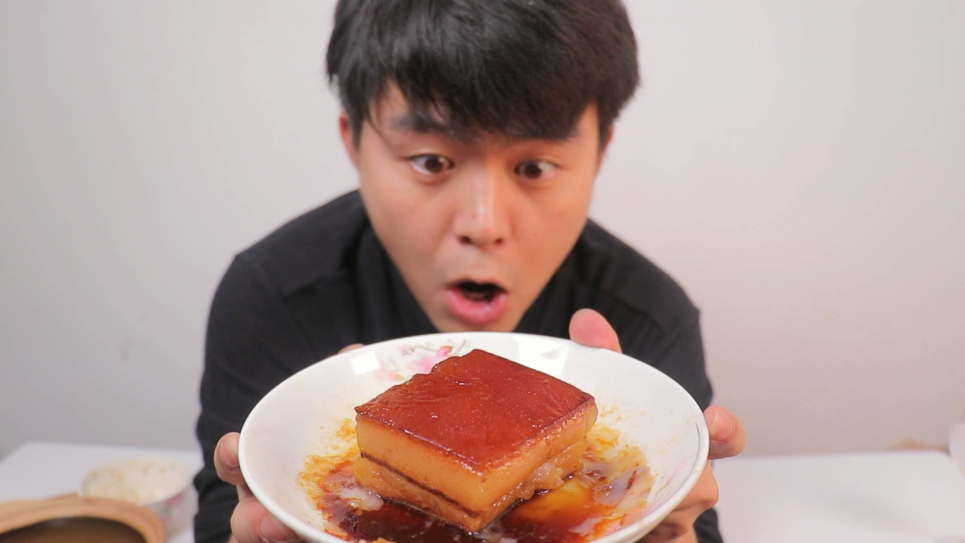 花整整4个小时做出来的东坡肉,满口肉香,比五花肉大块吃着更爽